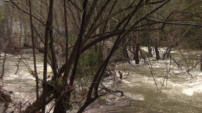 Encuentran el cadáver de la joven de Girona desaparecida tras caer en la riera de Llierca