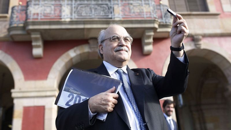 La Generalitat dice que cumplirá el déficit de 2015 si el Estado aporta 2.183 millones adicionales