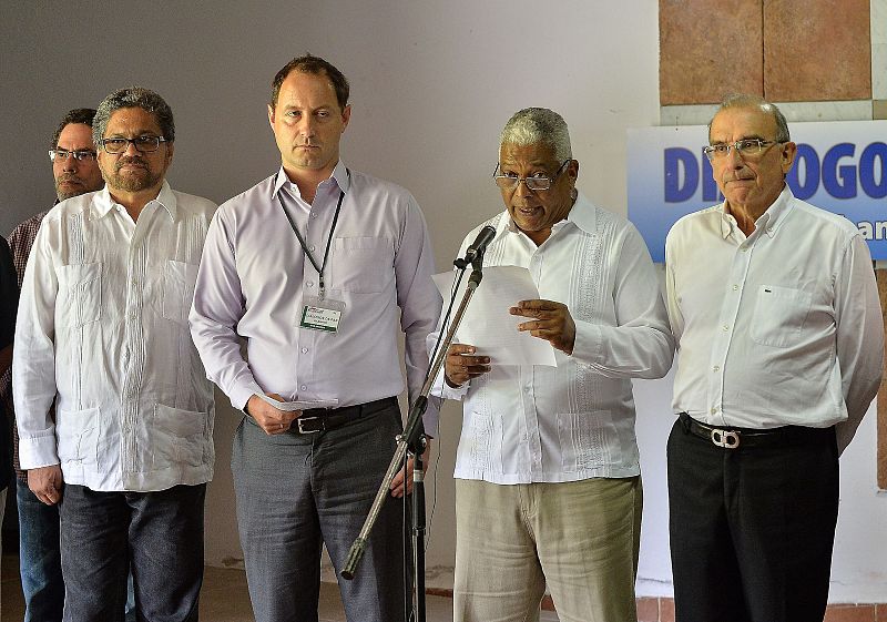 Colombia y las FARC consideran "superada" la crisis y reanudarán la negociación en una semana