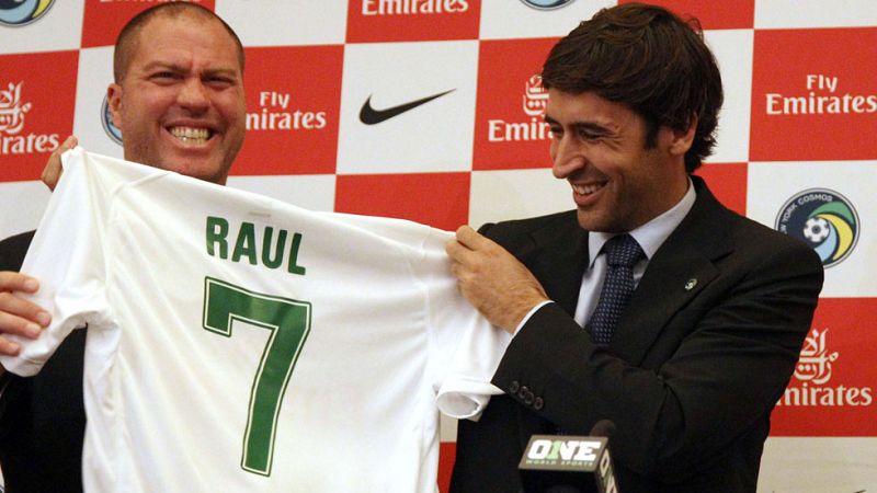 Raúl: "Cuando vuelva a España solo será para estar en el Real Madrid"