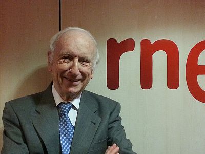 Las mañanas de RNE - Leopoldo Abadía pasa de la economía a la autoayuda - Escuchar ahora