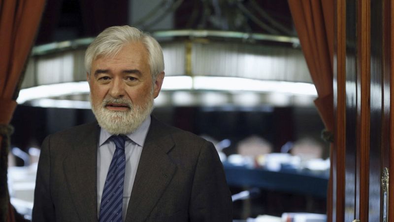 Darío Villanueva es elegido nuevo director de la Real Academia Española