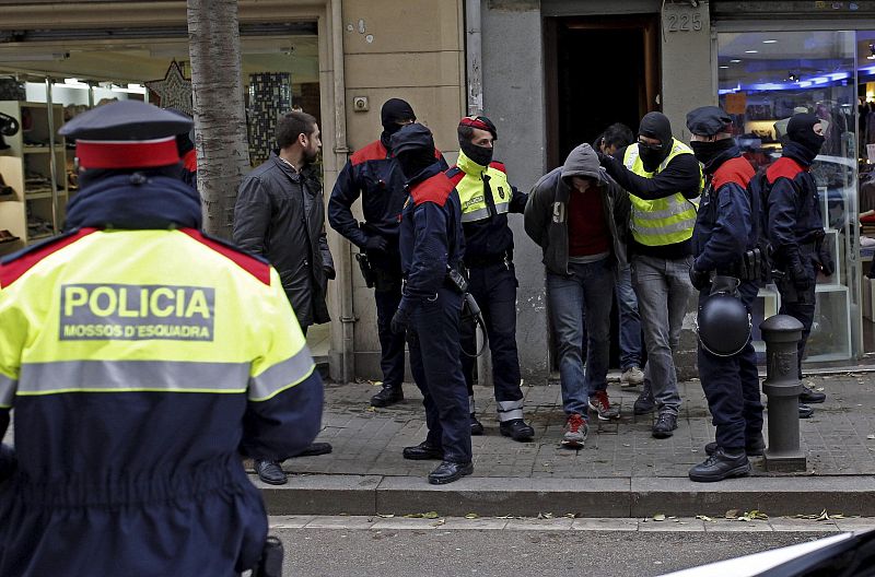Libertad con cargos para los detenidos en Madrid en una protesta contra arrestos de anarquistas