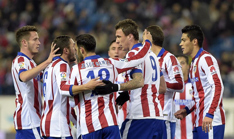 El Atlético pasa el trámite con apuros y se cita con el Madrid en octavos