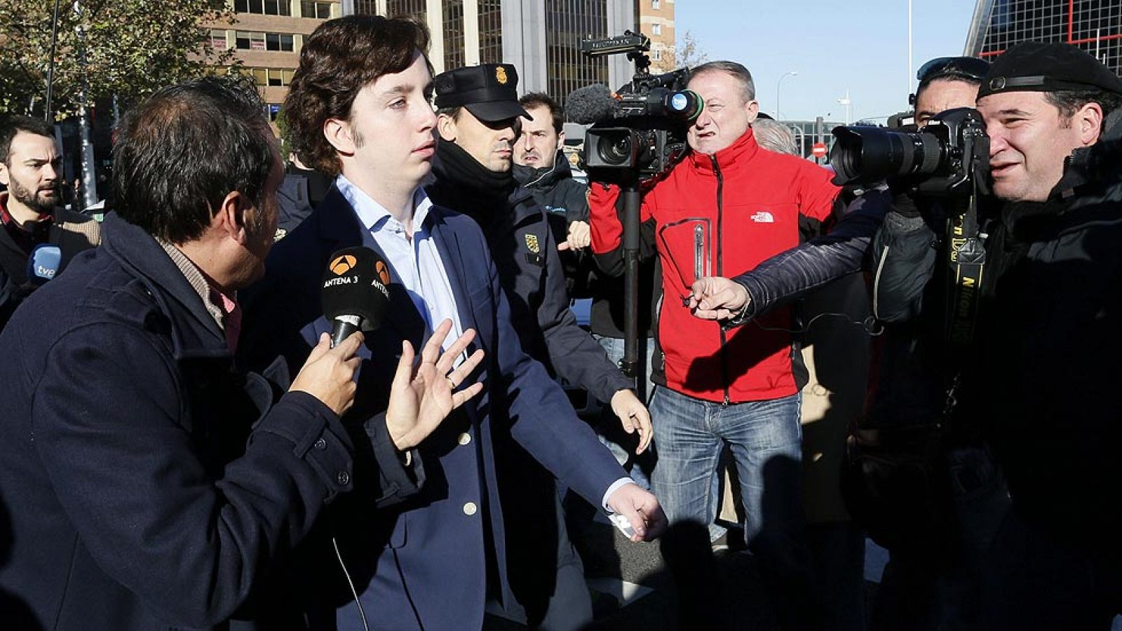 El "pequeño Nicolás" se niega a declarar ante el juez