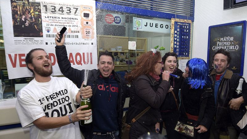 "Me han tocado cuatro décimos, ahora sí podré traer a mi madre a España"