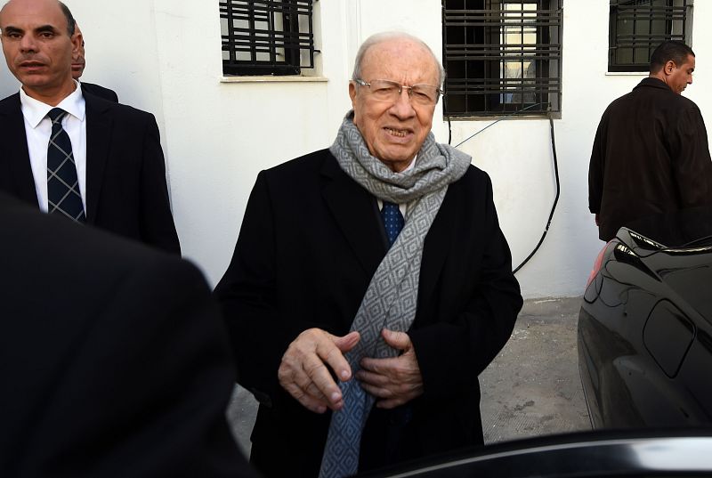 El laico Essebsi es elegido presidente de Túnez