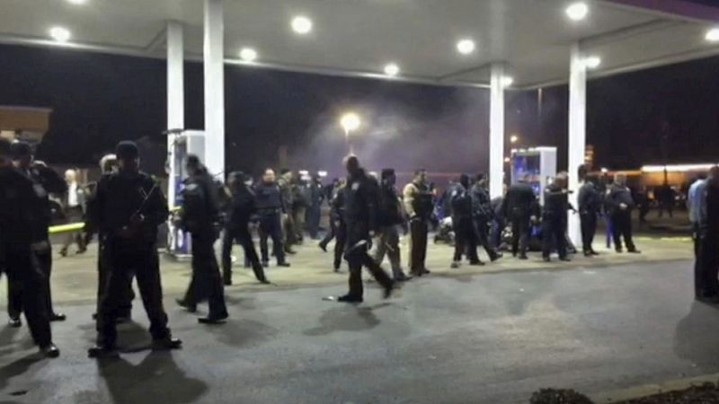 Un policía mata a otro joven negro en un tiroteo cerca de Ferguson