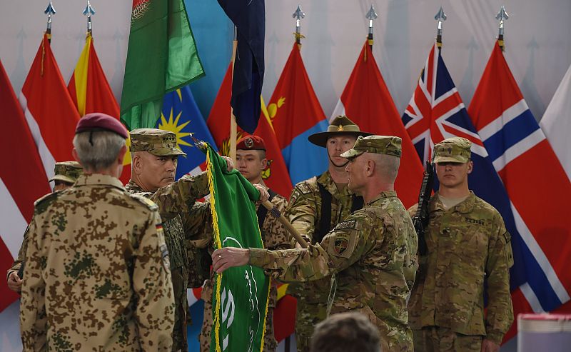 La OTAN pone fin a 13 años de misión de combate en Afganistán