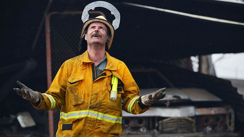 Miles de evacuados a causa de los graves incendios en el sur de Australia