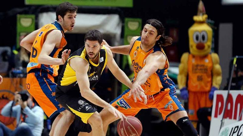 Vives y Ribas dan brillo al Valencia Basket, que roza la Copa del Rey