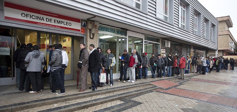 El gasto en prestaciones por desempleo cayó un 18,1% en noviembre, hasta los 1.928,5 millones