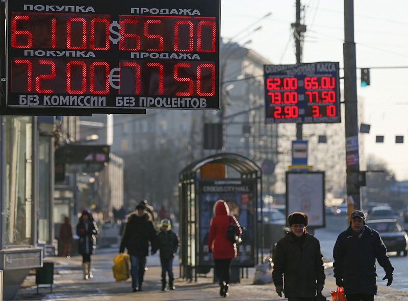 El Banco de Rusia gastó casi 70.000 millones de euros en 2014 para defender el rublo