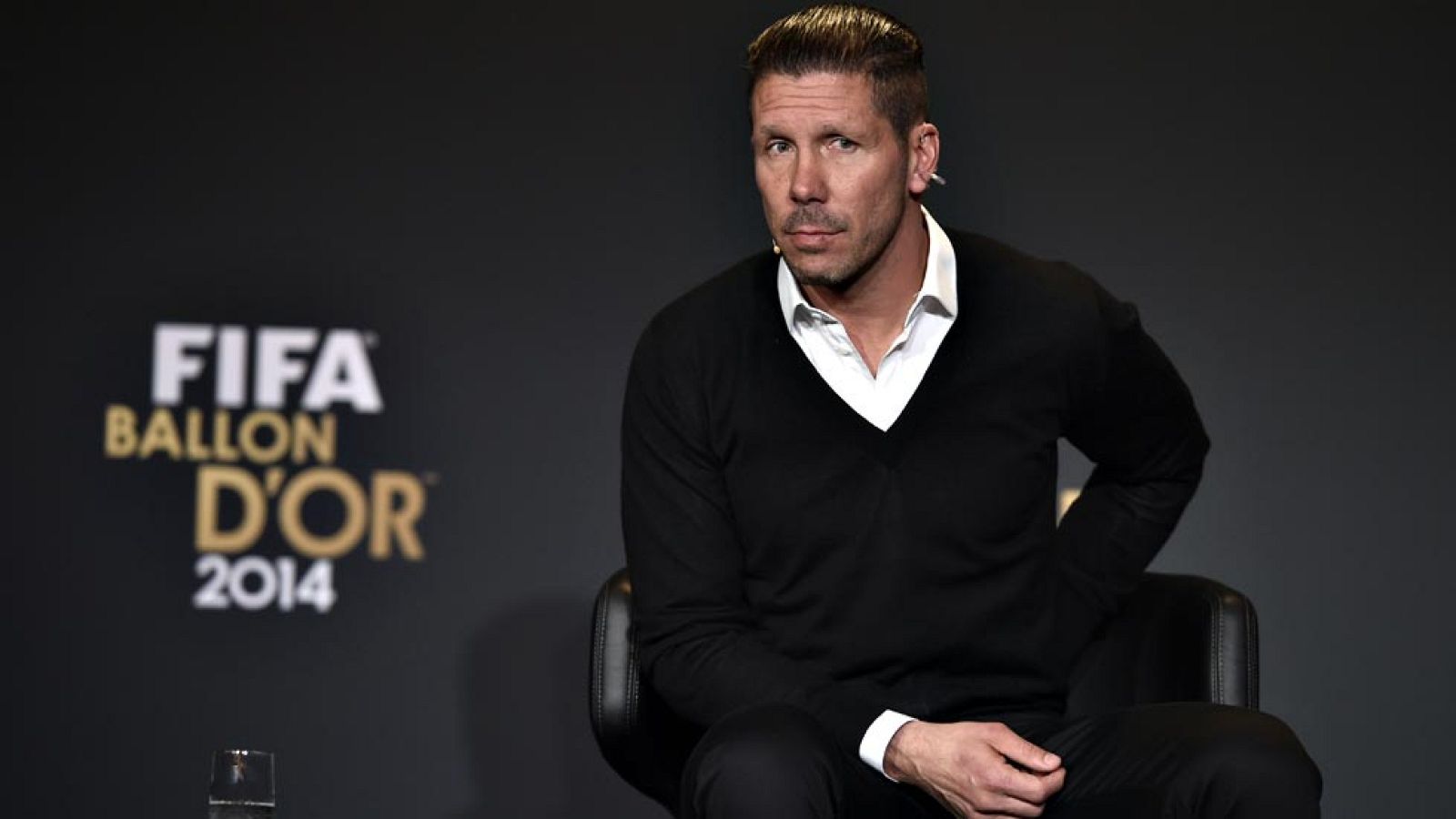 El entrenador del Atlético de Madrid Diego Pablo Simeone, nominado  al premio de 'Mejor Entrenador' en la gala del FIFA Balón de Oro, ha  explicado que "lo que más pasión" le aporta en el fútbol es "ver a  los futbolistas identificados con una idea",