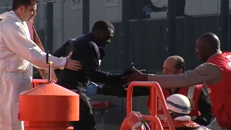 Dos detenidos por la muerte de entre 7 y 10 inmigrantes con los que viajaban en una patera