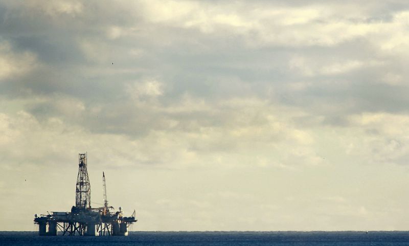 Los ecologistas califican de "victoria" la renuncia de Repsol a extraer petróleo en Canarias