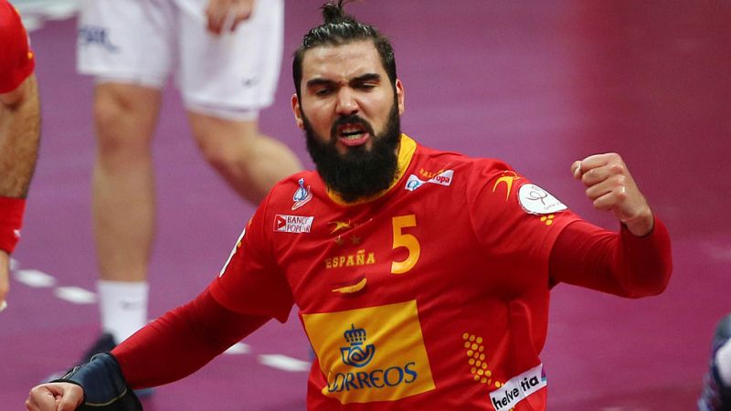 España suda para tumbar a una aguerrida Bielorrusia