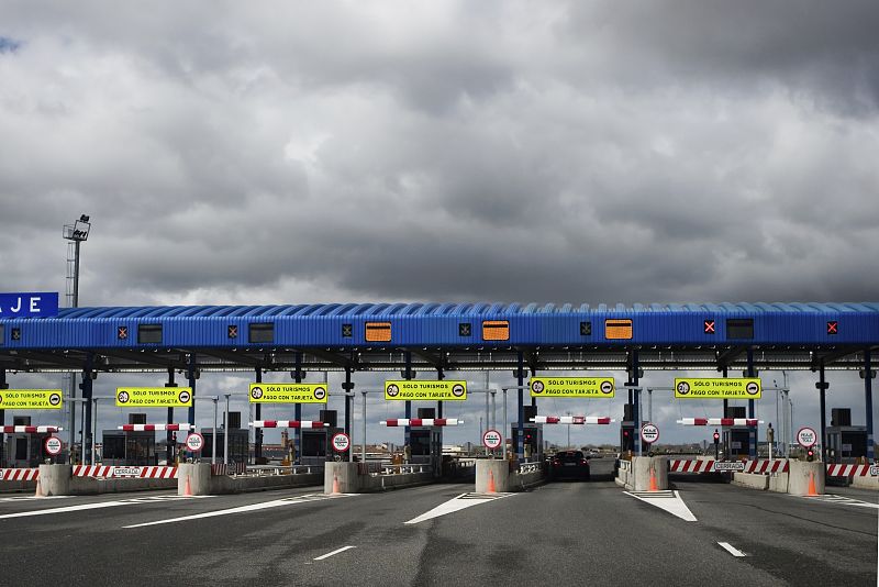 El tráfico en las autopistas de peaje repuntó un 2,39% en 2014, primer crecimiento en ocho años