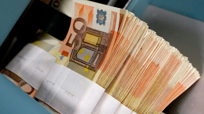 El BCE lanza un programa ampliado de compra de deuda de 60.000 millones mensuales