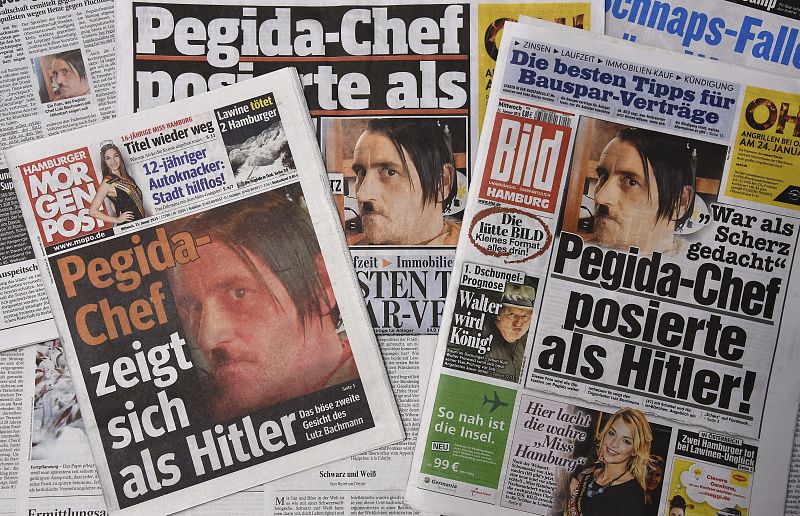 Dimite el líder de la organización islamófoba Pegida tras su foto disfrazado de Hitler