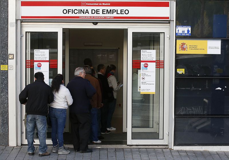 España crea empleo por primera vez en 7 años, pero el trabajo a tiempo parcial llega a máximos