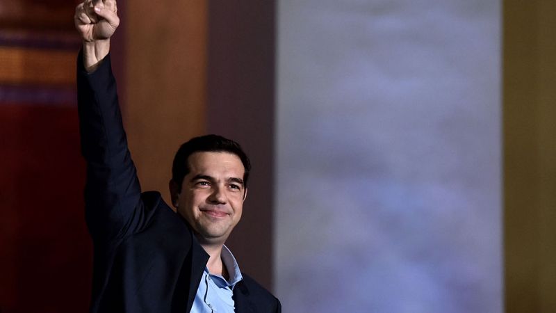 Tsipras: "Grecia pasa página y deja atrás la austeridad tras cinco años de humillación"