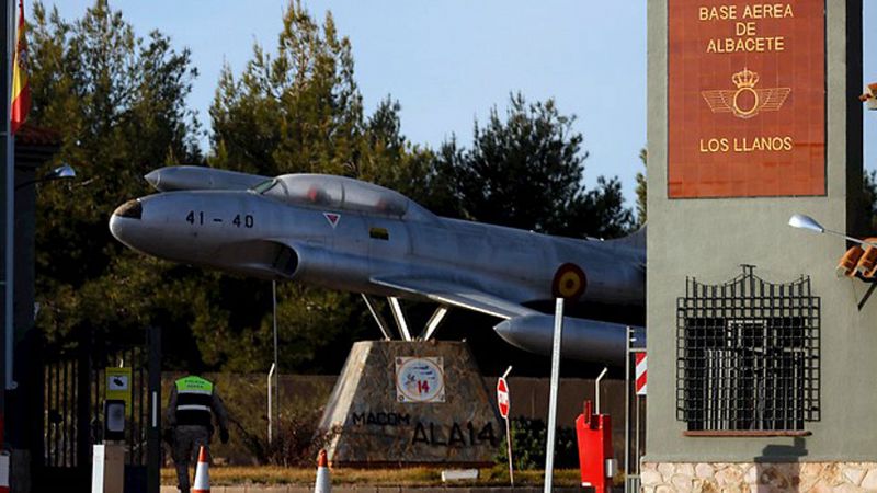 Muere uno de los militares franceses heridos y eleva a once los muertos en el accidente del F-16