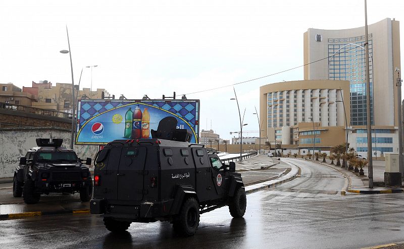 Mueren 10 personas en Libia en un ataque a un hotel de diplomáticos y miembros del Gobierno