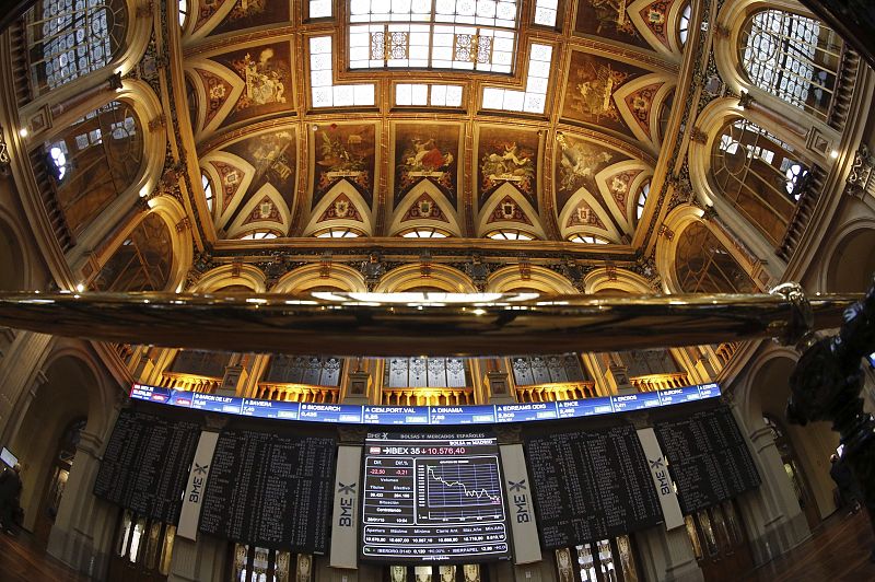 El IBEX 35 baja un 1,34% y pierde los 10.500 puntos arrastrado por Grecia