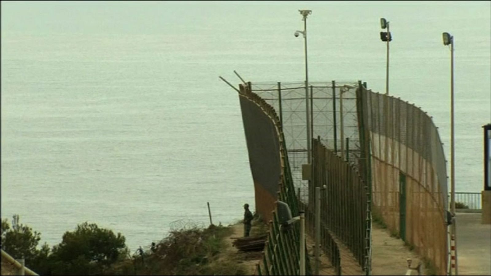 Al menos seis inmigrantes habrían muerto en el naufragio de una patera en aguas próximas a Melilla