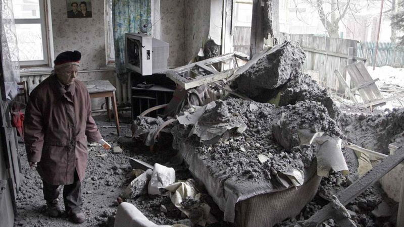 El diálogo entre Kiev y los rebeldes se rompe tras la muerte de 15 civiles en bombardeos en Donetsk