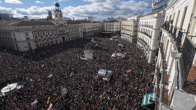 Podemos reúne en Madrid a decenas de miles de personas por el cambio político en España