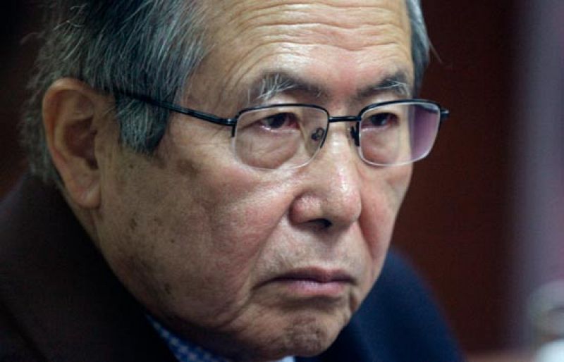Montesinos busca su salvación exculpando a Fujimori de los delitos de lesa humanidad