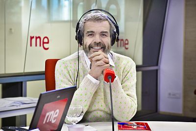 Las mañanas de RNE - Lorenzo Caprile publica 'De qué hablamos cuando hablamos de estilo' - Escuchar ahora