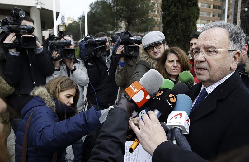 Manos Limpias se querella contra Monedero por "organización criminal" y presunto fraude fiscal