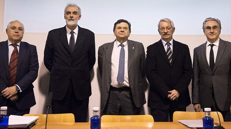 La Conferencia de Rectores acuerda no ofrecer grados de tres años hasta el curso 2017-18