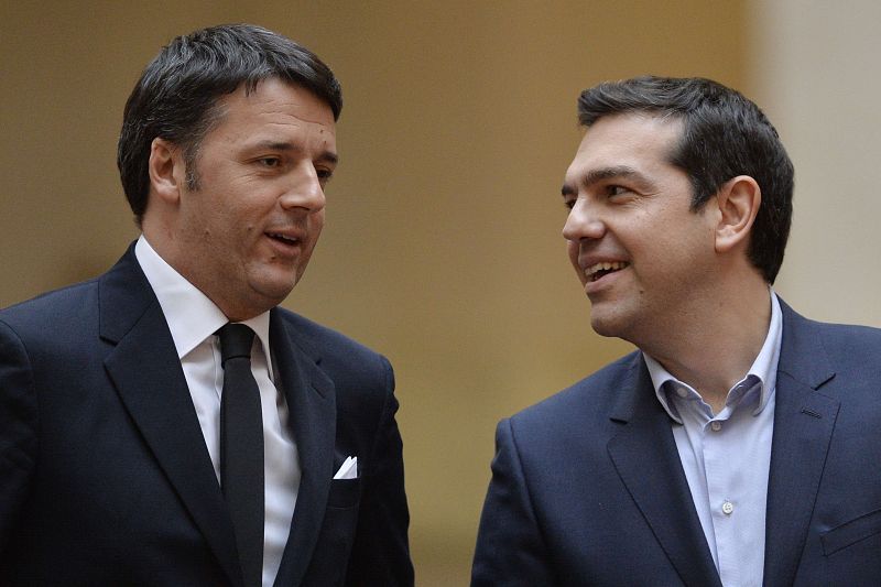 Tsipras aboga en Roma por el fin de la austeridad en la UE y Renzi le ofrece su apoyo