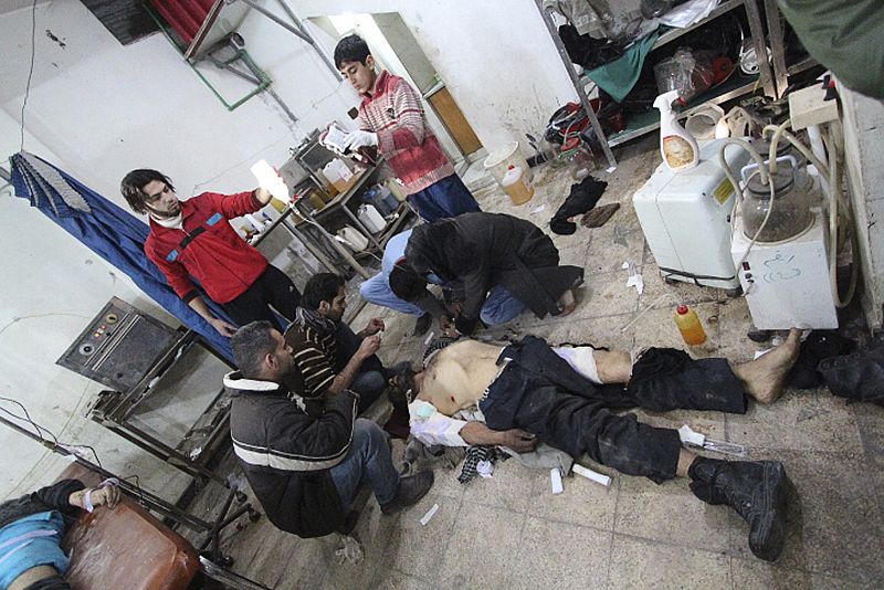 Mueren decenas de personas en Damasco por bombardeos entre el régimen y los rebeldes