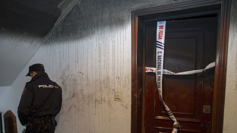 Mueren una mujer y su nieta de tres años en un incendio de una vivienda en Sevilla