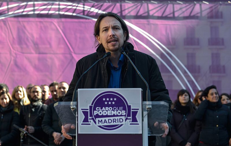 Pablo Iglesias emplaza a Rajoy a convocar "ya" elecciones generales