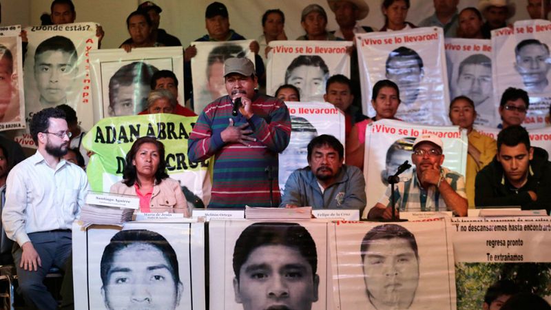 Supuestas irregularidades en la investigación del caso de Iguala enfrentan a la Fiscalía y los peritos