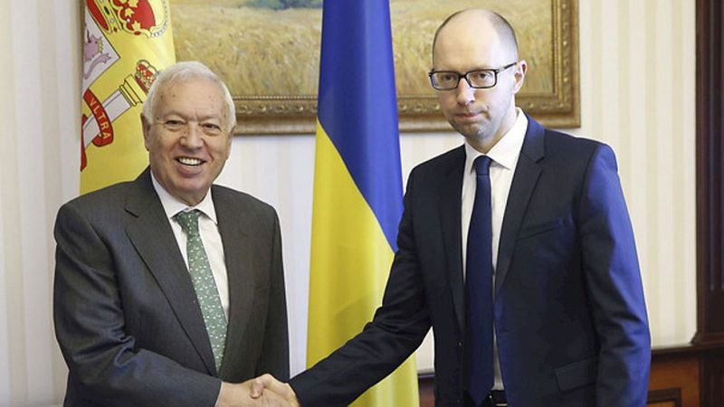 Margallo se reúne con el Gobierno ucraniano y descarta que España vaya a enviar armas