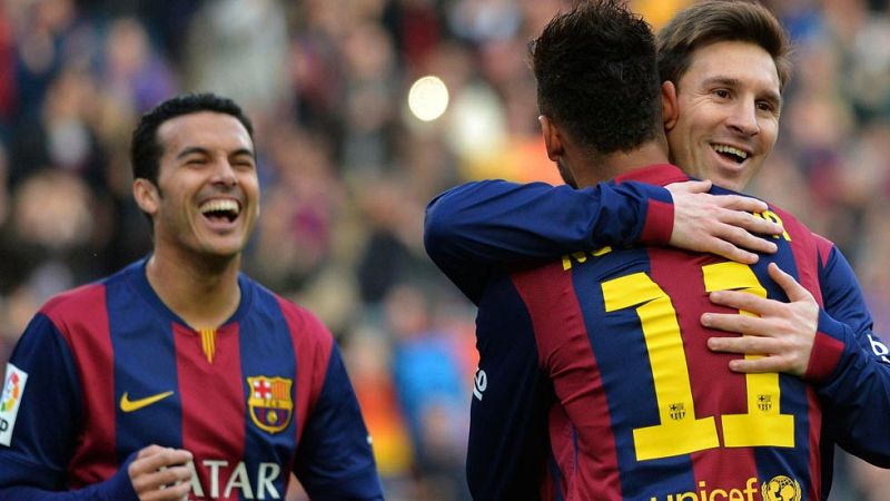 La marea azulgrana se lleva al Levante mar adentro