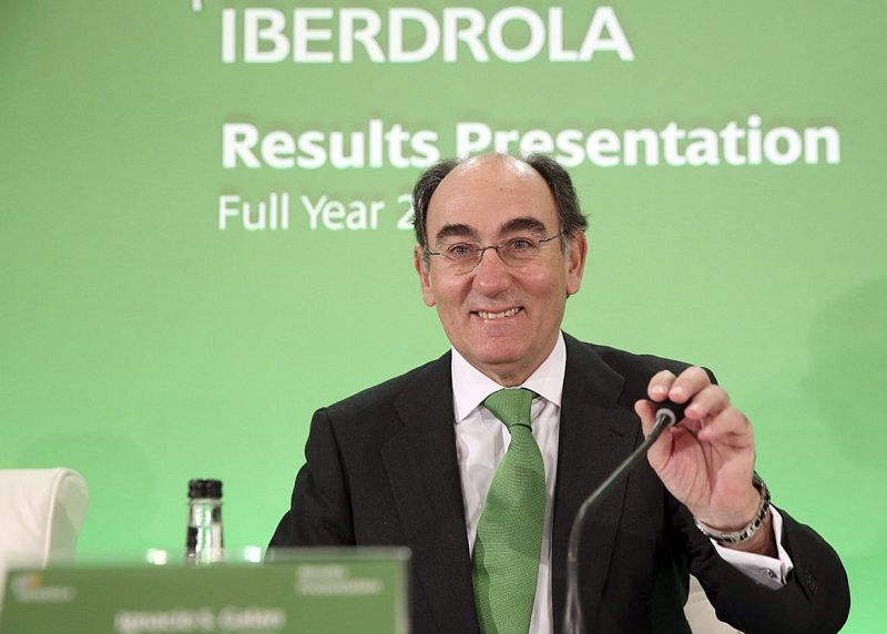 El beneficio de Iberdrola bajó un 9,5% en 2014 hasta 2.326 millones por la reforma eléctrica
