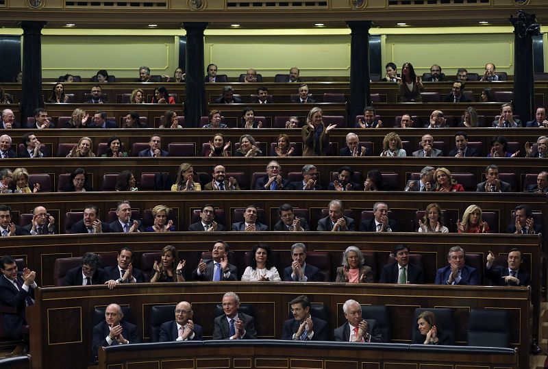 Los grupos presentan sus propuestas de resolución con un marcado carácter social