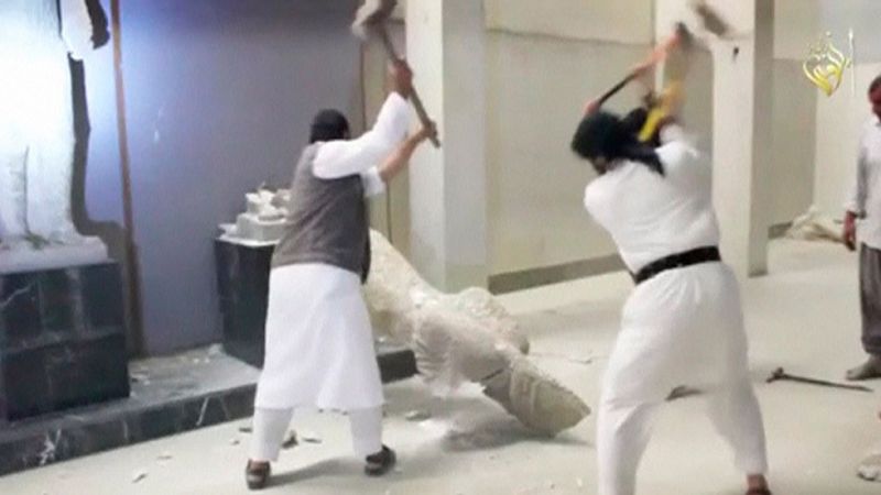 El Estado Islámico destruye patrimonio artístico en Irak en un acto vandálico de propaganda