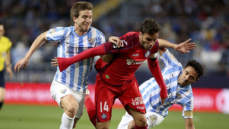 El Málaga rompe su racha negativa en La Rosaleda y sueña con Europa