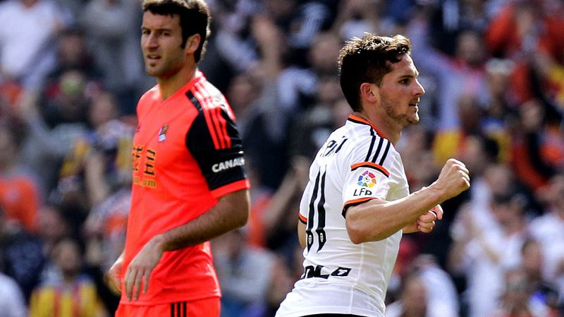 Piatti da la victoria al Valencia ante una Real Sociedad que no creó peligro