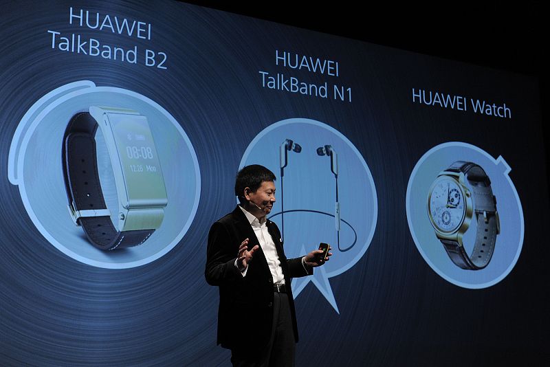 Las grandes marcas presentan sus novedades en la víspera del Mobile World Congress