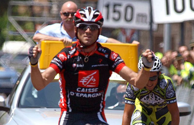Evans no cree que la ausencia de Contador devalúe el Tour y ve un "halago" que se le dé como favorito
